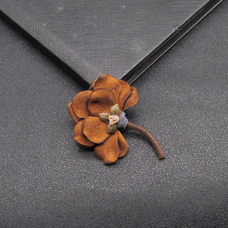 Broche en tissu à pétales de fleurs de mariage rétro au design original