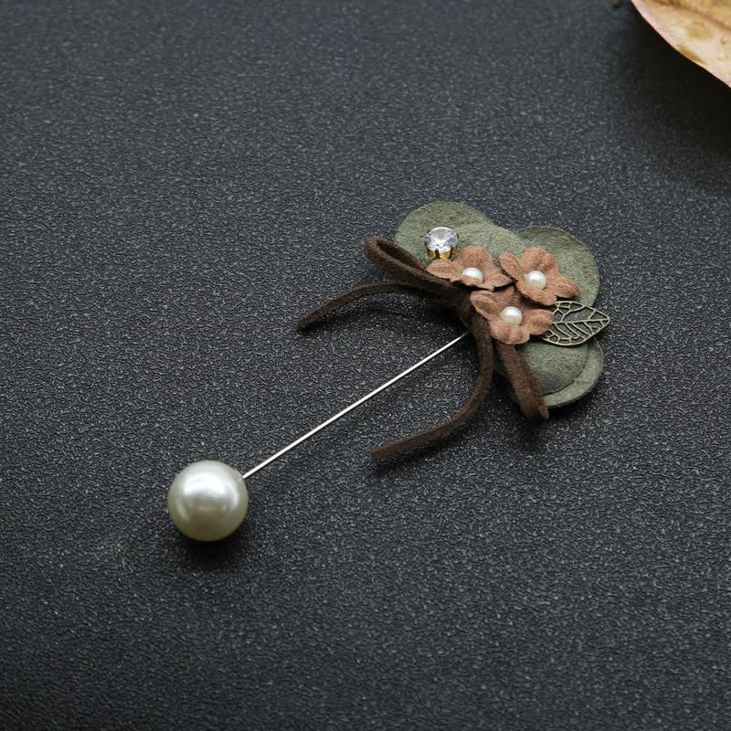 Broche en tissu à fleurs vert foncé, design original pour mariage