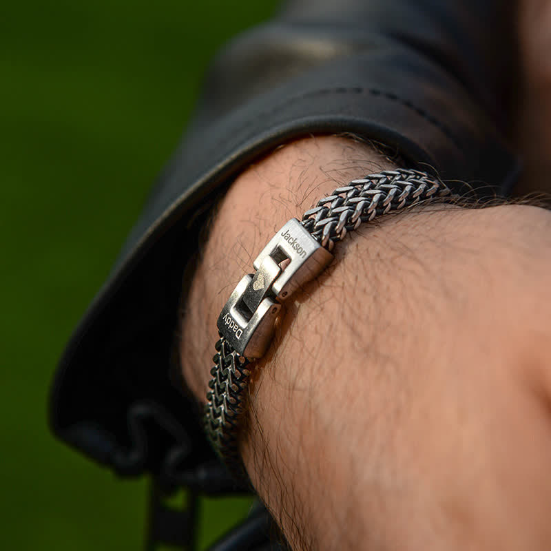 Bracelet en acier inoxydable avec nom personnalisé et chaîne en queue de renard