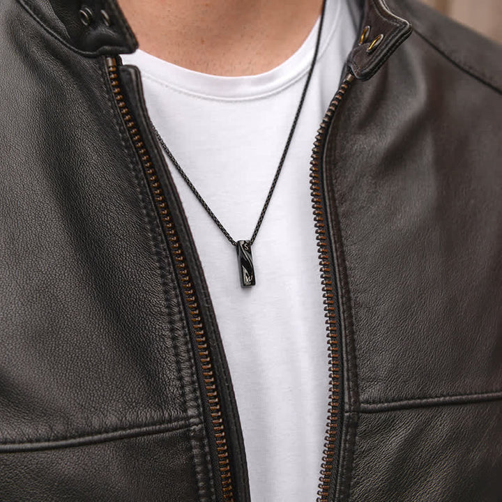 Collier pendentif torsadé chic avec nom personnalisé