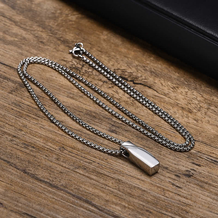 Collier pendentif torsadé chic avec nom personnalisé
