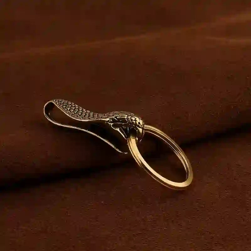 Porte-clés à clip de ceinture en laiton massif avec statue de tête de serpent