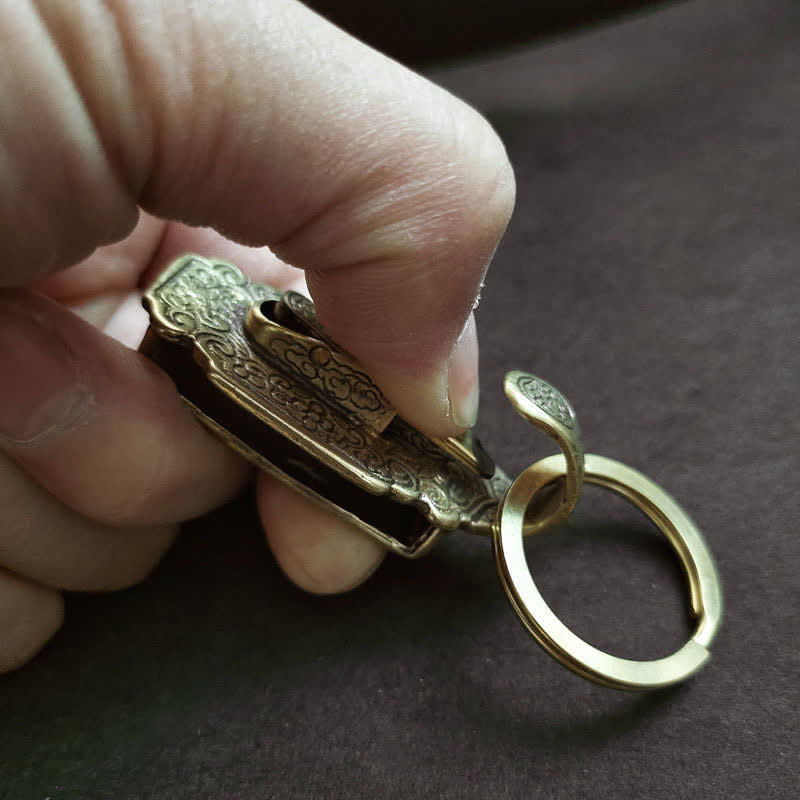 Porte-clés à clip de ceinture en laiton massif à motif vintage