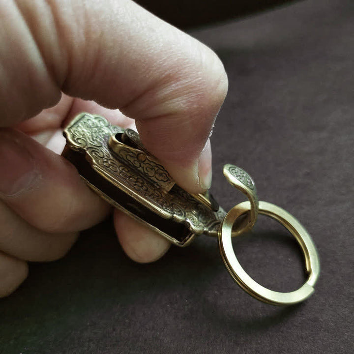 Porte-clés à clip de ceinture en laiton massif à motif vintage