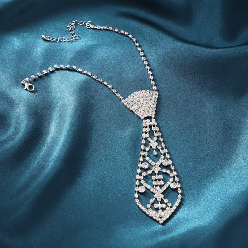 Collier cravate créatif en cristal et strass pour fête