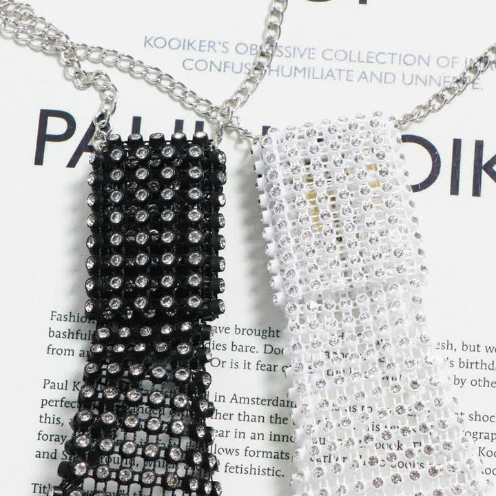 Collier cravate créatif en strass ultra-brillants