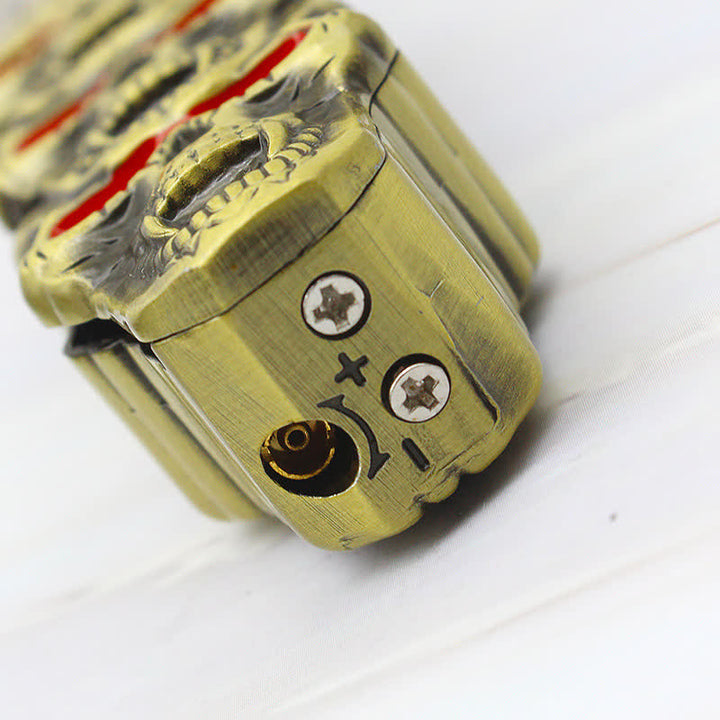 Briquet butane rechargeable à triple tête de mort avec couteau - image 10