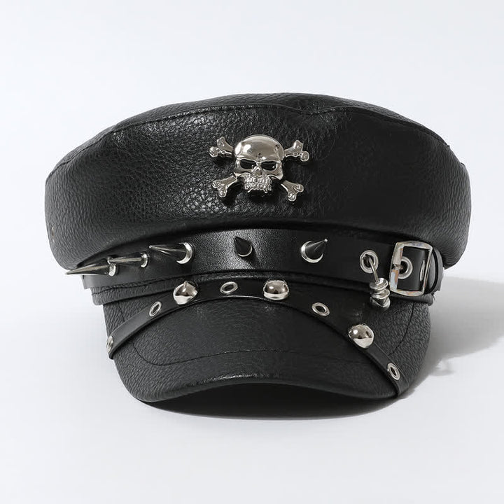 Béret élégant en cuir noir pour femme avec rivets et tête de mort