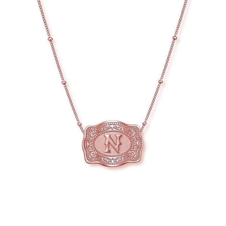 Collier mini lettre initiale en relief en or rose