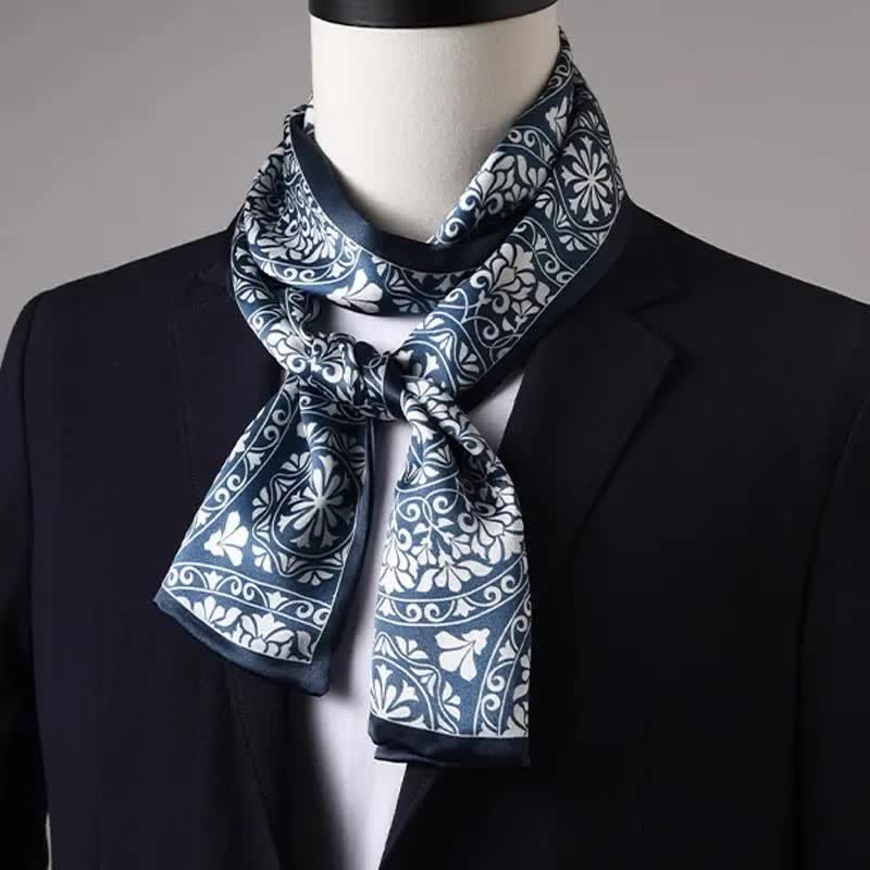 Écharpe longue et fine à fleurs bleues et blanches pour homme - Bleu et blanc - image 0