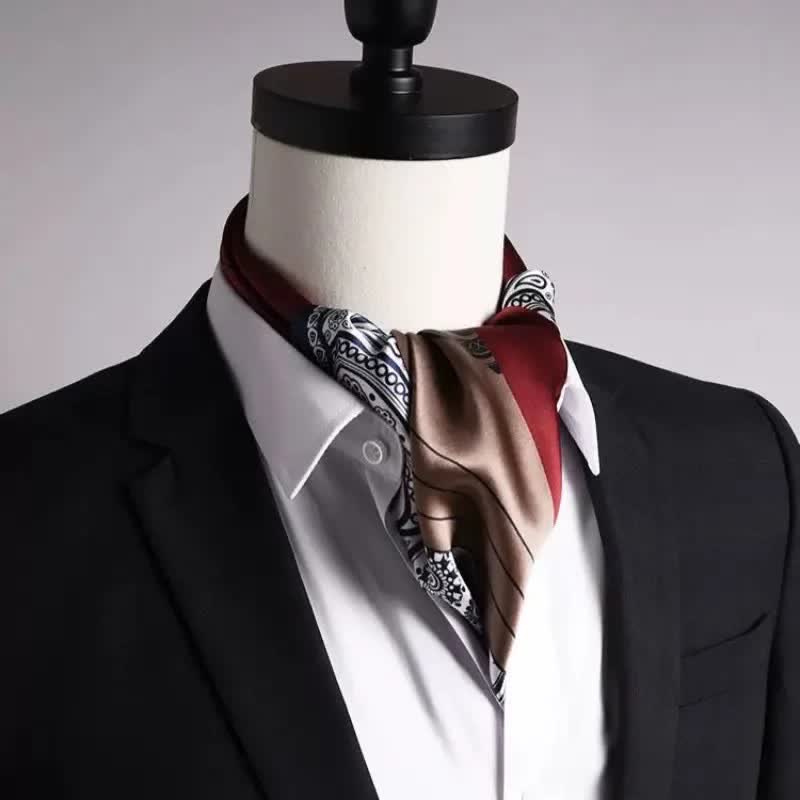 Écharpe carrée élégante en soie imitation cachemire assortie pour homme
