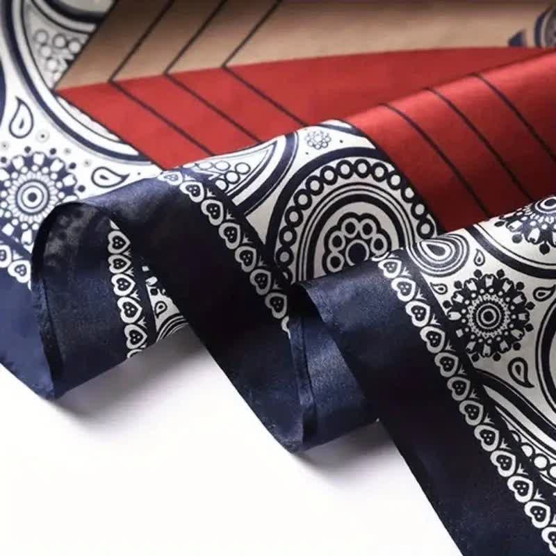 Écharpe carrée élégante en soie imitation cachemire assortie pour homme