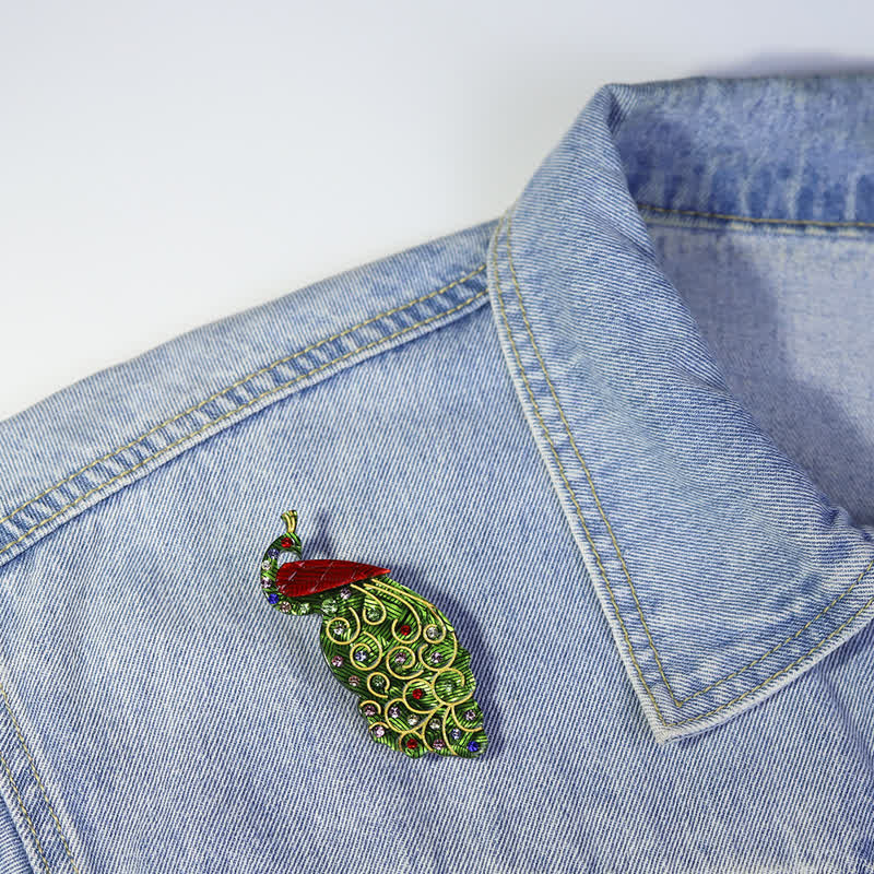 Broche en acrylique faite main en forme d'oiseau paon vert - image 2