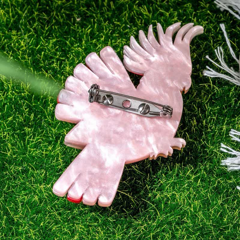 Broche en acrylique faite main en forme d'oiseau perroquet rose - image 4
