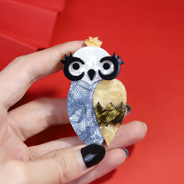 Broche en acrylique faite à la main en forme de hibou bleu mignon - image 3