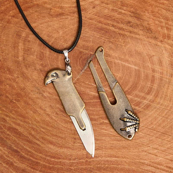 Collier pendentif multifonction avec couteau caché Liberal Hawk
