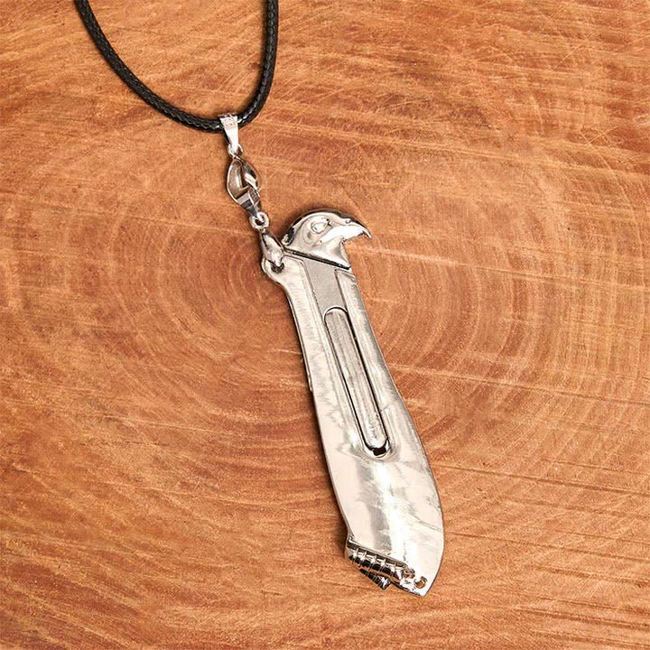 Collier pendentif multifonction avec couteau caché Liberal Hawk