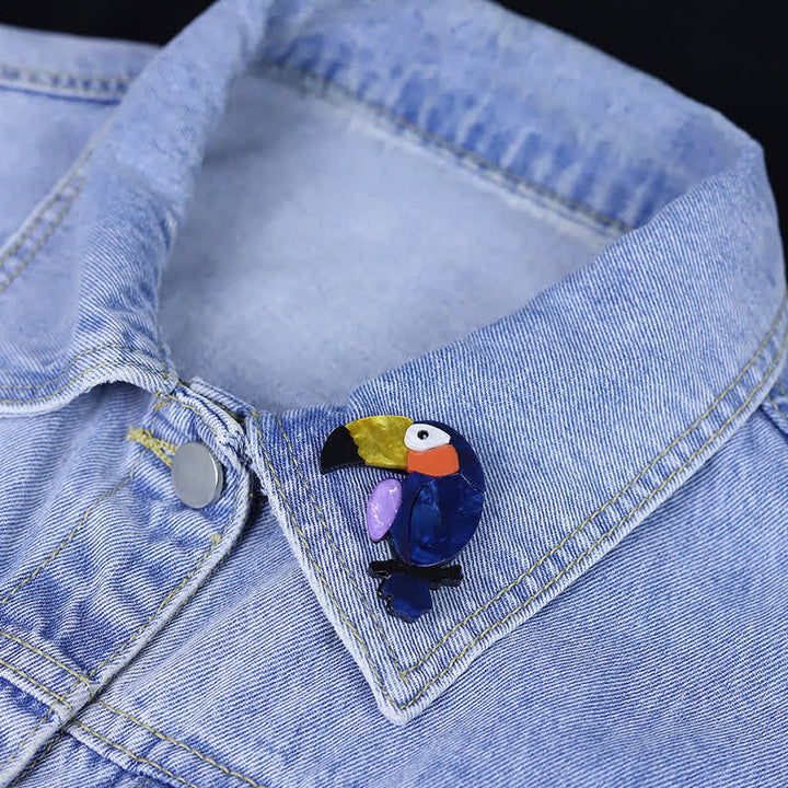 Broche en acrylique faite à la main, motif oiseau à gros bec - image 5