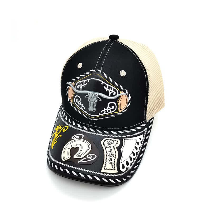Casquette de camion en maille beige ethnique mexicaine noire avec décor en métal 3D (prévente) - Taureau - Réglable (environ 22"-23 5/8") - image 1