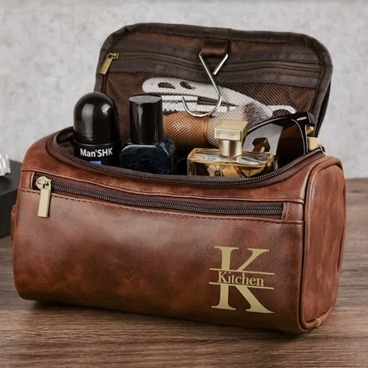 Trousse de toilette de voyage en cuir avec monogramme gravé au laser personnalisé - image 1