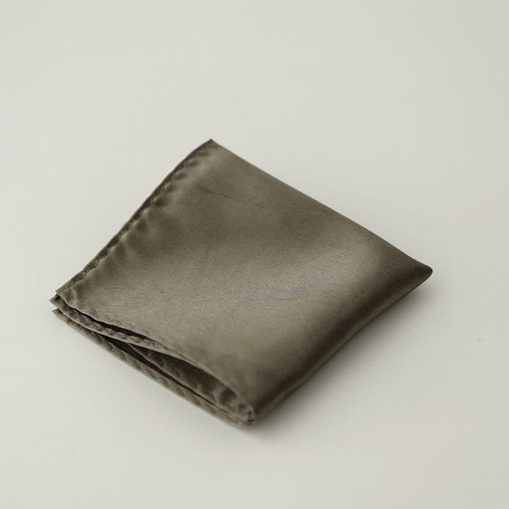 Pochette de costume simple et unie pour homme, idéale pour un mariage - Olive - image 9