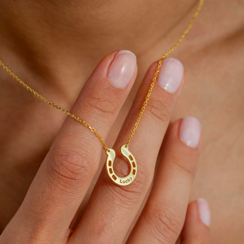 Collier avec pendentif en forme de fer à cheval porte-bonheur personnalisé en forme de U - Or - image 1