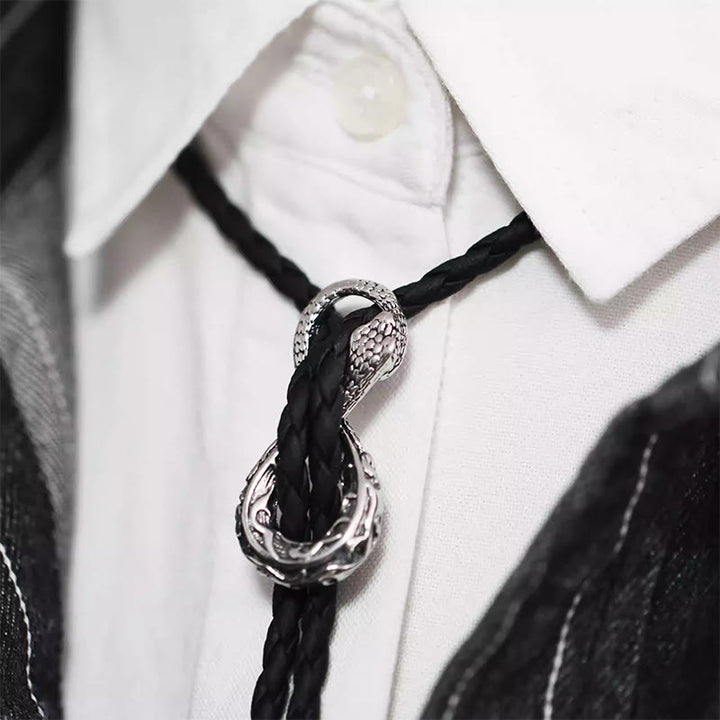 Cravate bolo serpent vintage argentée, accessoires pour couple - Serpent d'argent - image 1