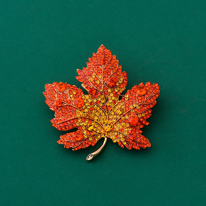 Accessoire de broche en cristal exquis en forme de feuille d'érable - Rouge - image 0