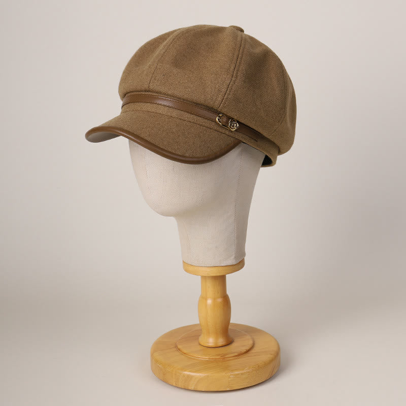 Béret tendance pour femme avec boucle de ceinture et bordure enveloppée - image 1