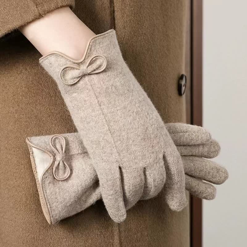 Gants pour femme avec motif cœur et nœud papillon - Kaki - image 0
