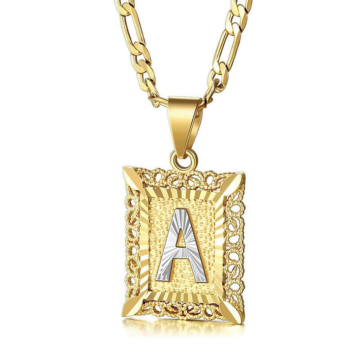 Collier doré exquis avec lettres creuses carrées - image 0