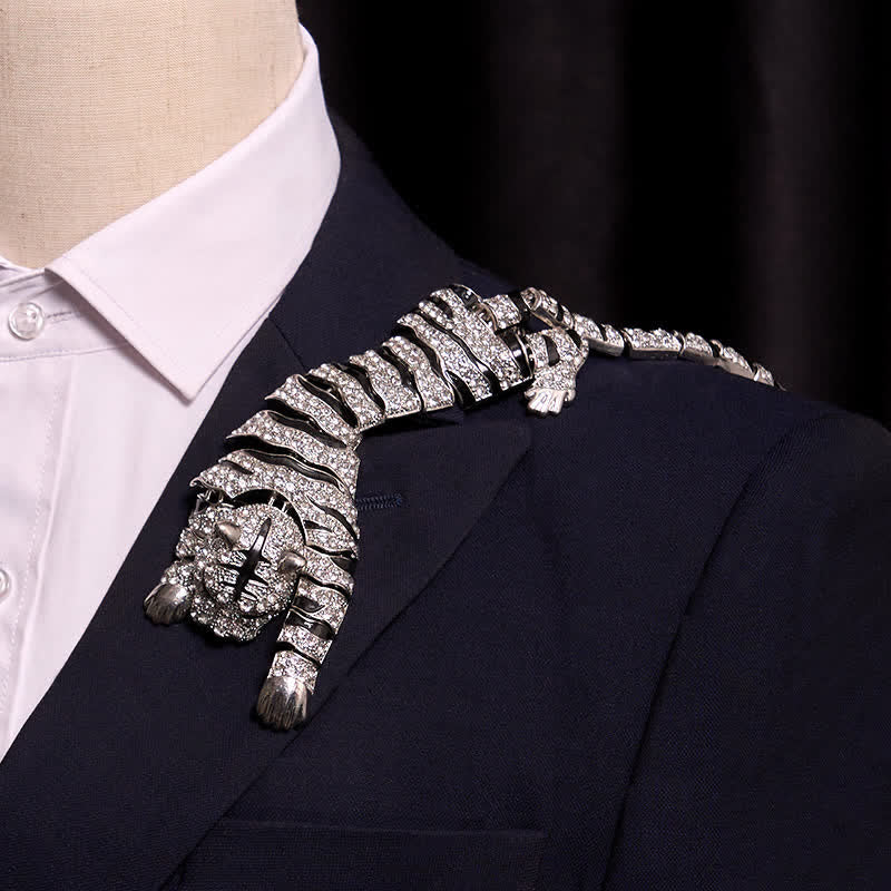Grande broche de luxe en strass scintillants pour homme, motif tigre majestueux - Argent - image 0