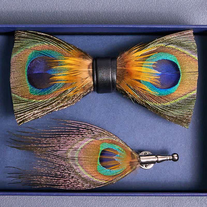 Nœud papillon à plumes et yeux de paon vert avec épingle à revers - image 3