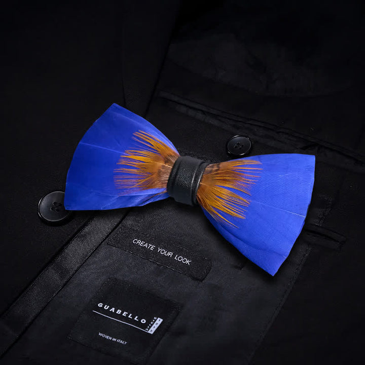 Nœud papillon à plumes bleu roi et orange avec épingle à revers - image 2