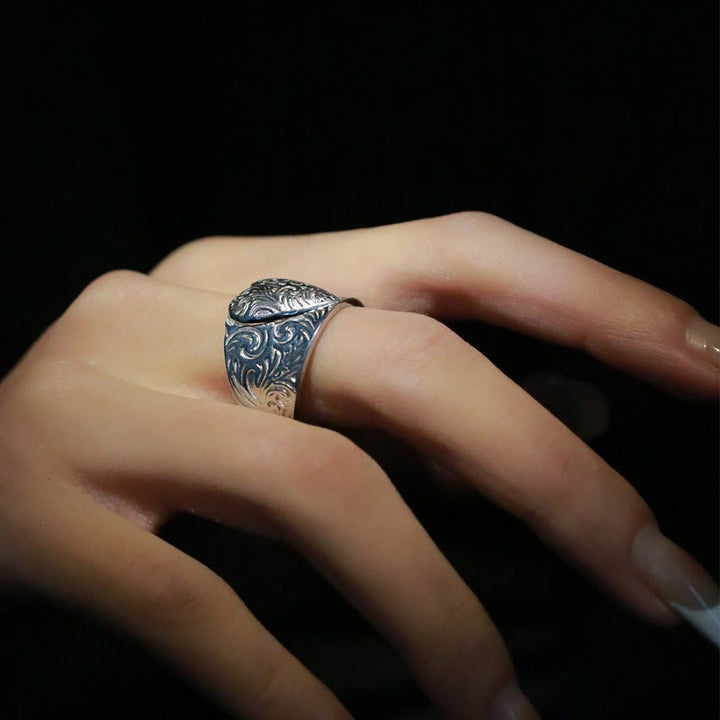Bague ajustable en forme de cœur contrastant en or et en argent avec motif herbe - image 3