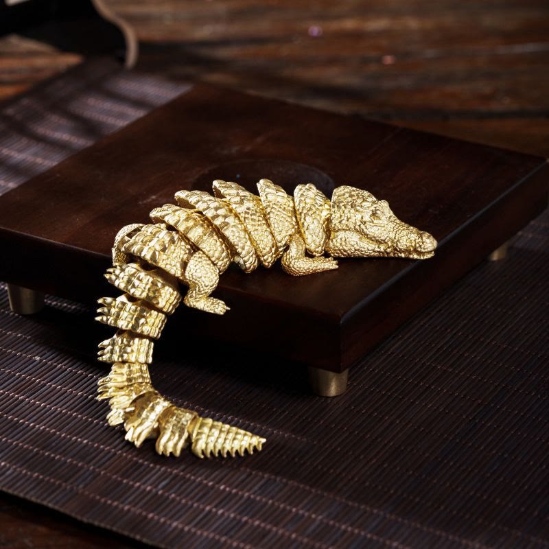Broche articulée en crocodile doré mobile, accessoire de costume - Doré - image 0