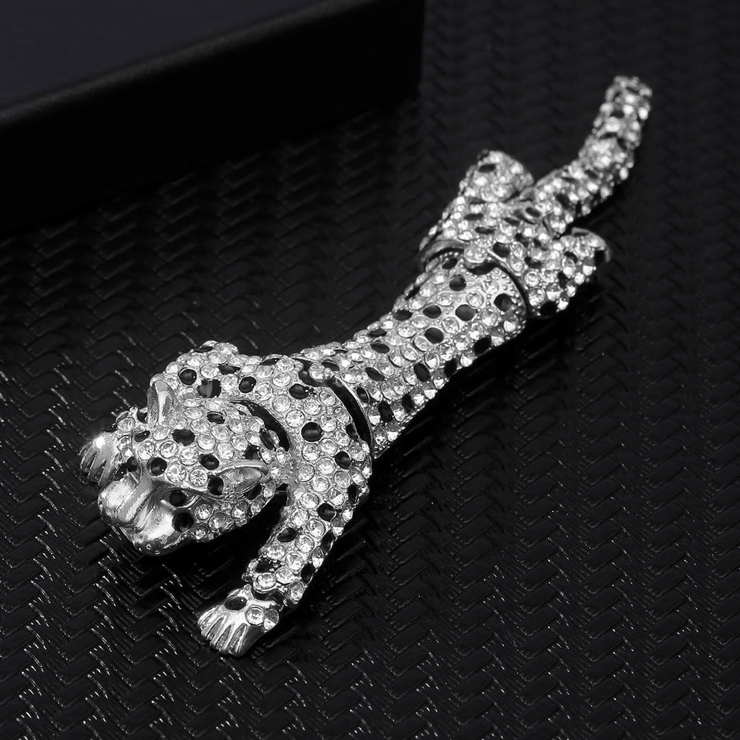 Broche articulée mobile et luxueuse en forme de guépard sertie de diamants - Argent - image 3