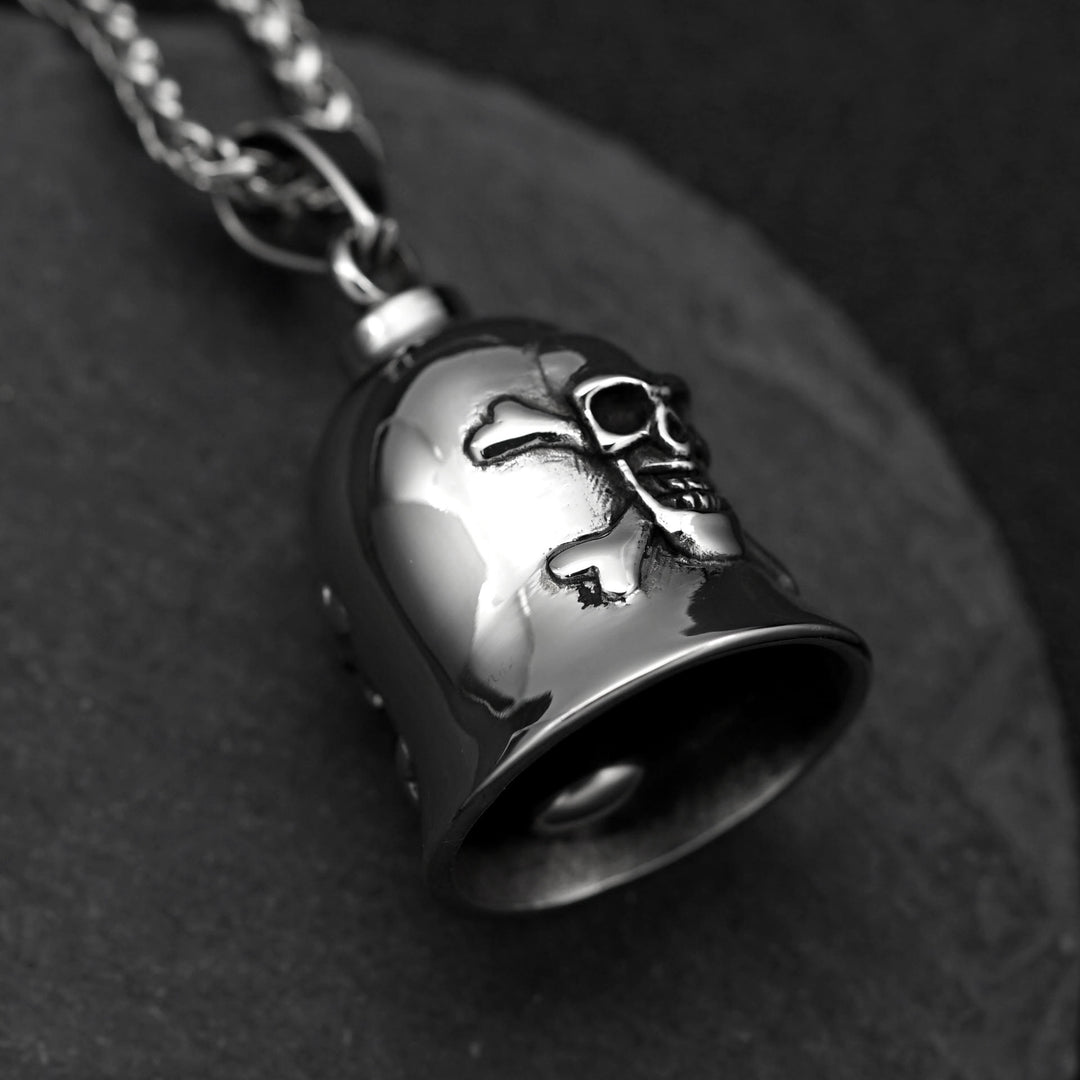 Porte-clés clochette crâne viking en argent - image 1