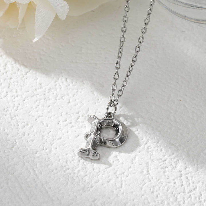Collier élégant avec pendentif lettre dorée et argentée pour femme - Argent - P - image 43