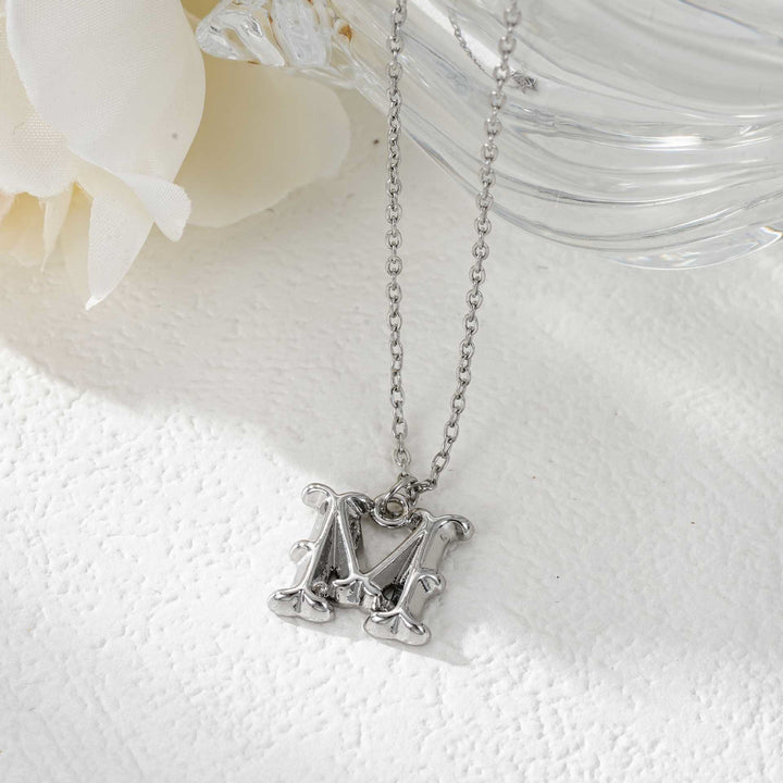 Collier élégant avec pendentif lettre dorée et argentée pour femme - Argent - M - image 40