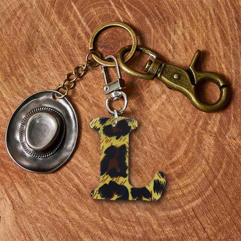 Porte-clés pendentif lettre imprimé léopard et chapeau de cowboy - Porte-clés en laiton + chapeau en argent - L - image 19