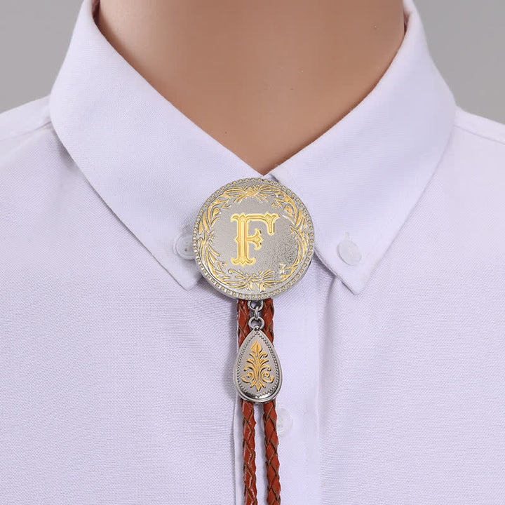 Cravate bolo en cuir marron avec initiale et pendentif en forme de larme - Or - F - image 8