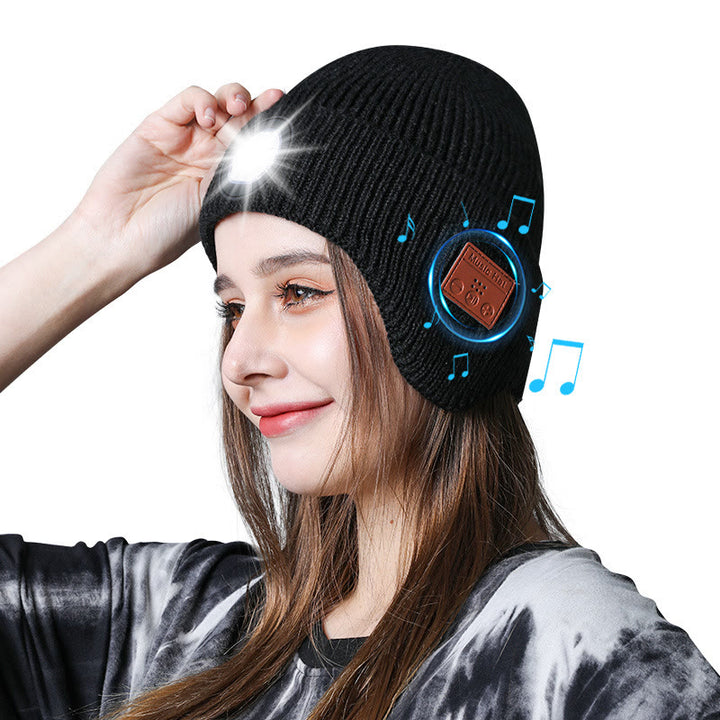 Bonnet tricoté d'hiver avec musique et éclairage Bluetooth détachable - image 1