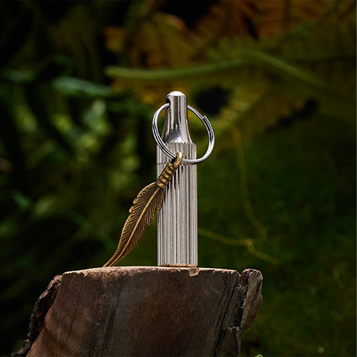 Porte-clés couteau capsule créatif, pendentif plume en alliage, collier argenté - image 5