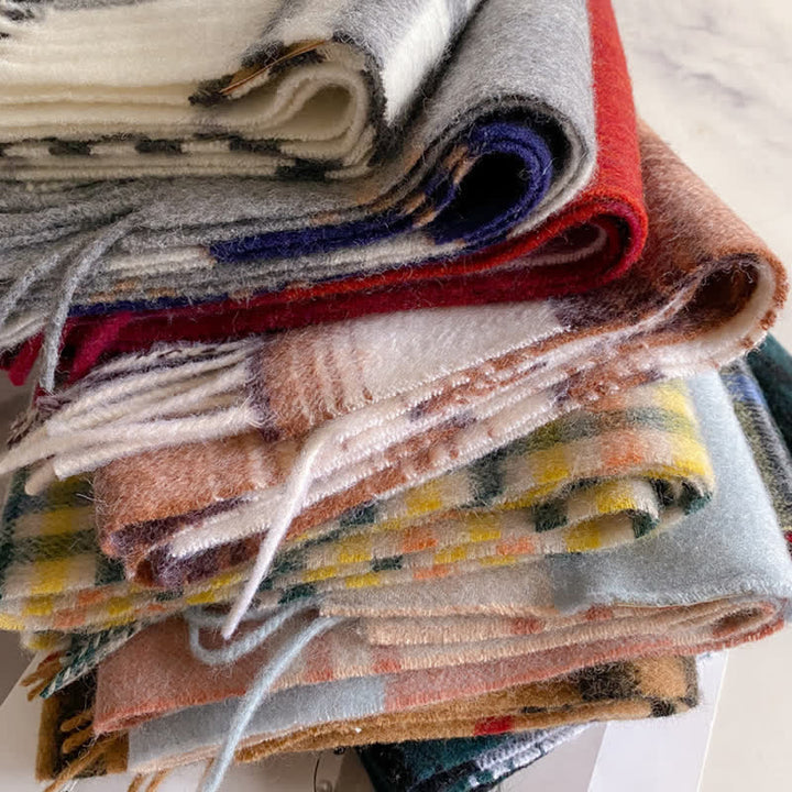 Écharpe unisexe en laine chaude à carreaux avec pompons - image 5