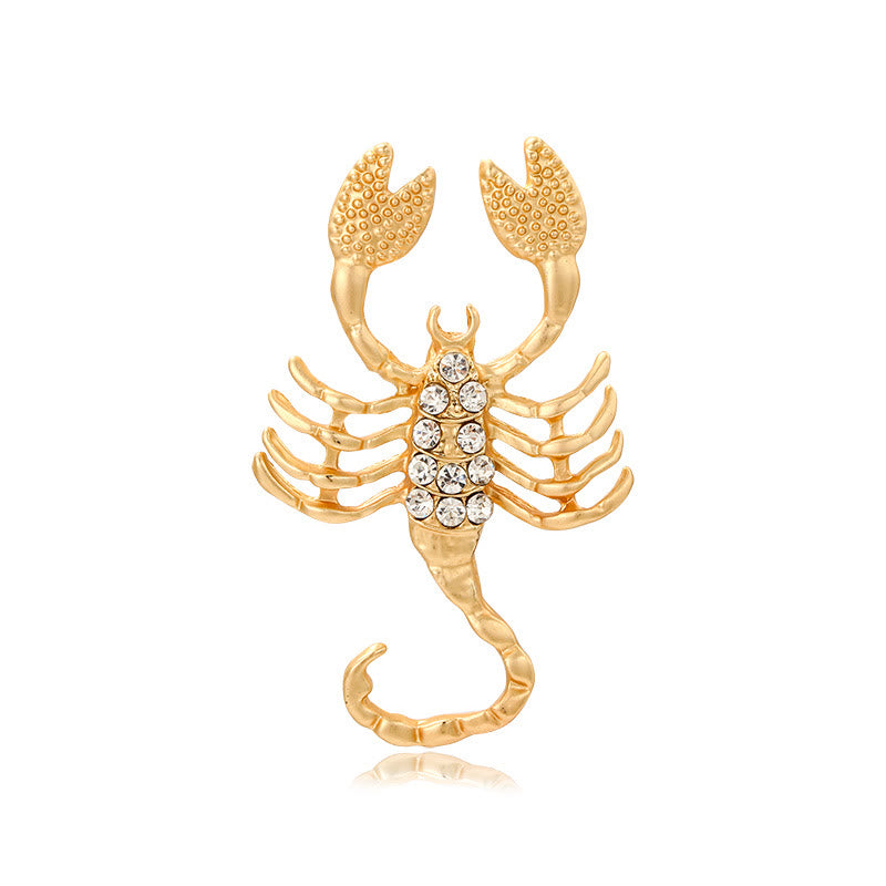 Broche en or ornée de diamants représentant le signe du zodiaque - Scorpion - image 15