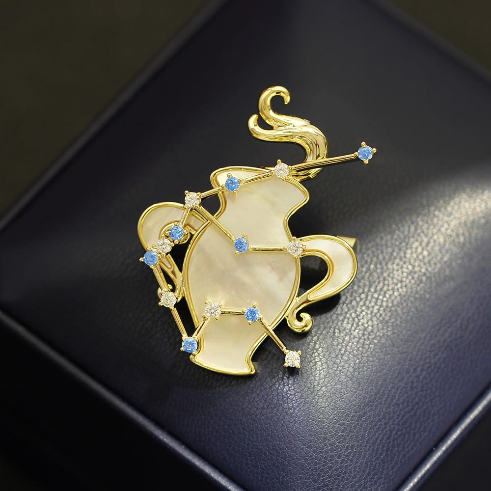 Broche en nacre et cristal bleu, or, représentant les 12 constellations - image 20