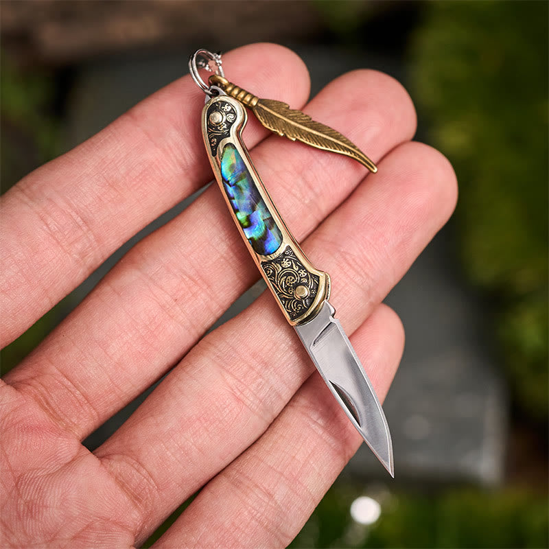 Outil d'extérieur exquis : couteau pliant et collier pendentif plume - image 6