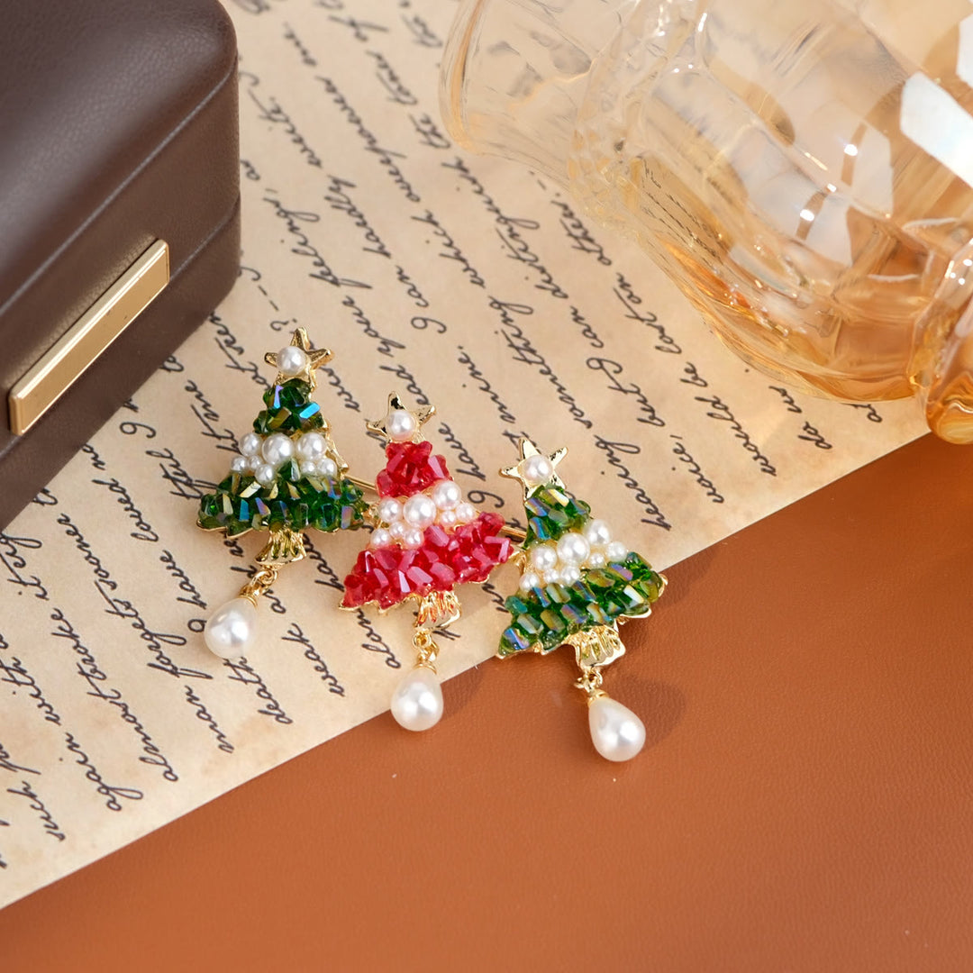 Broche festive en forme de sapin de Noël ornée de perles et d'une goutte de perle - Style n° 3 - image 5