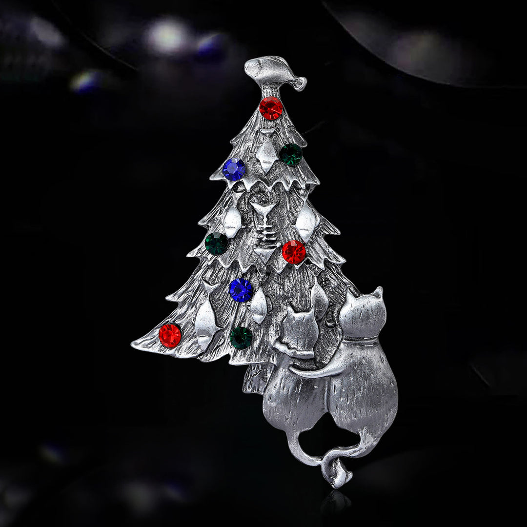 Broche bicolore festive en émail représentant un sapin de Noël avec chat et poisson - Mèche - image 7